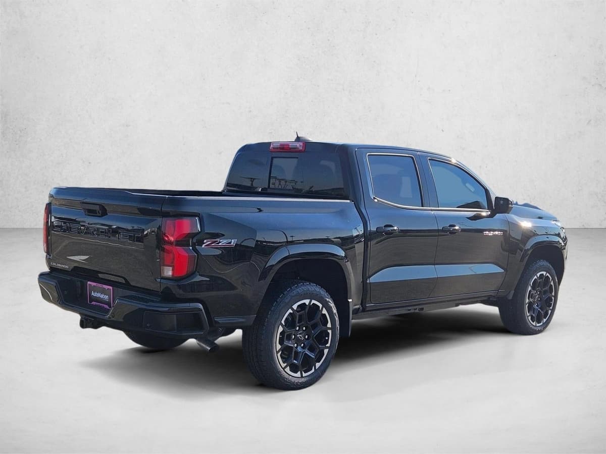 2026 Chevrolet Colorado - Image 2