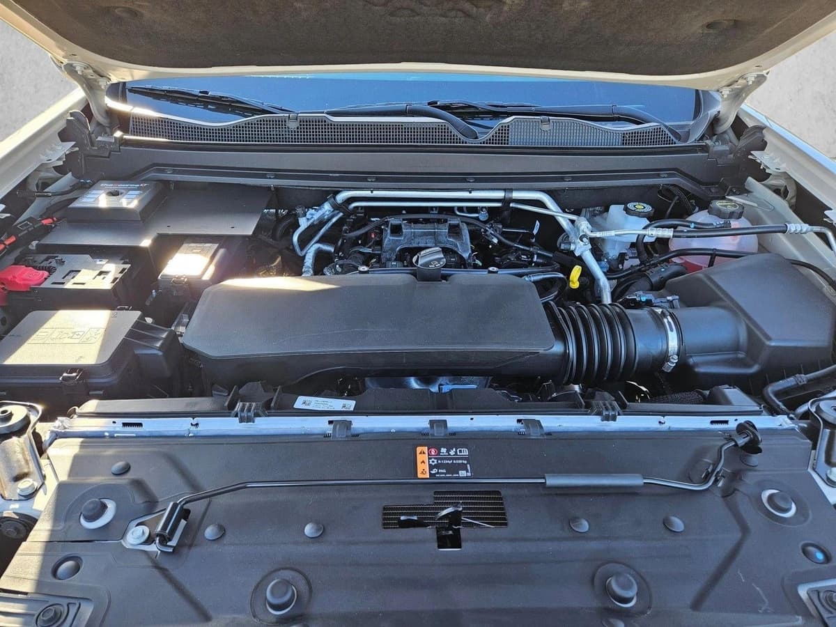2026 Chevrolet Colorado - Image 18