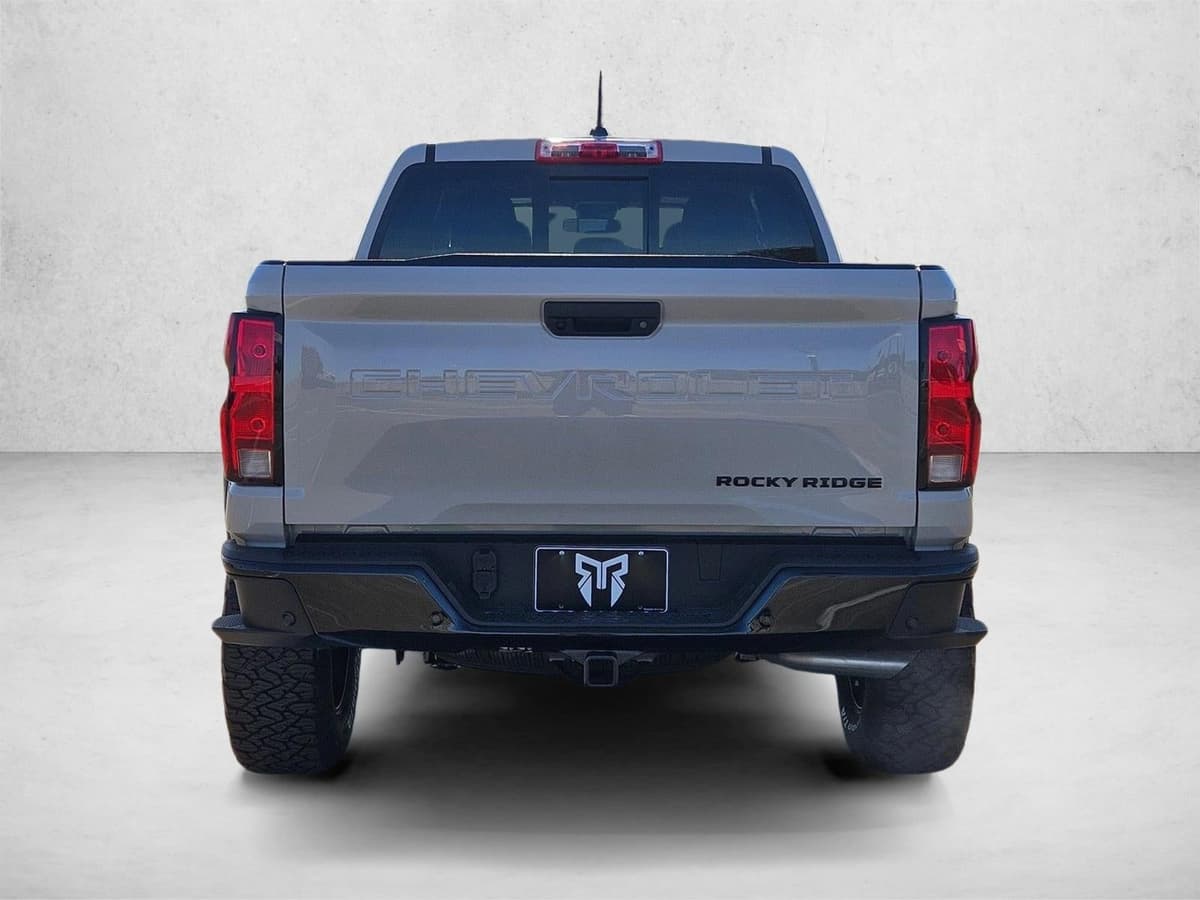 2026 Chevrolet Colorado - Image 8