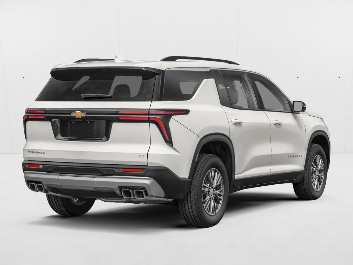 2026 Chevrolet Traverse - Image 2