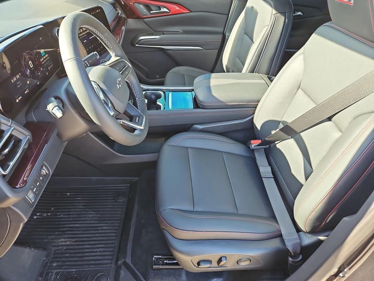 2026 Chevrolet Traverse - Image 4