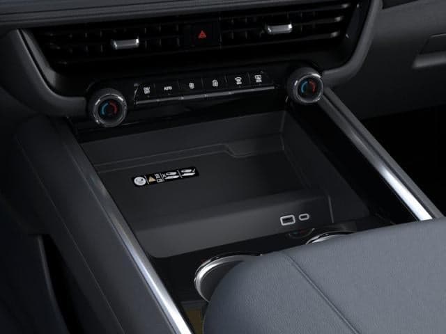 2026 Chevrolet Suburban - Image 35