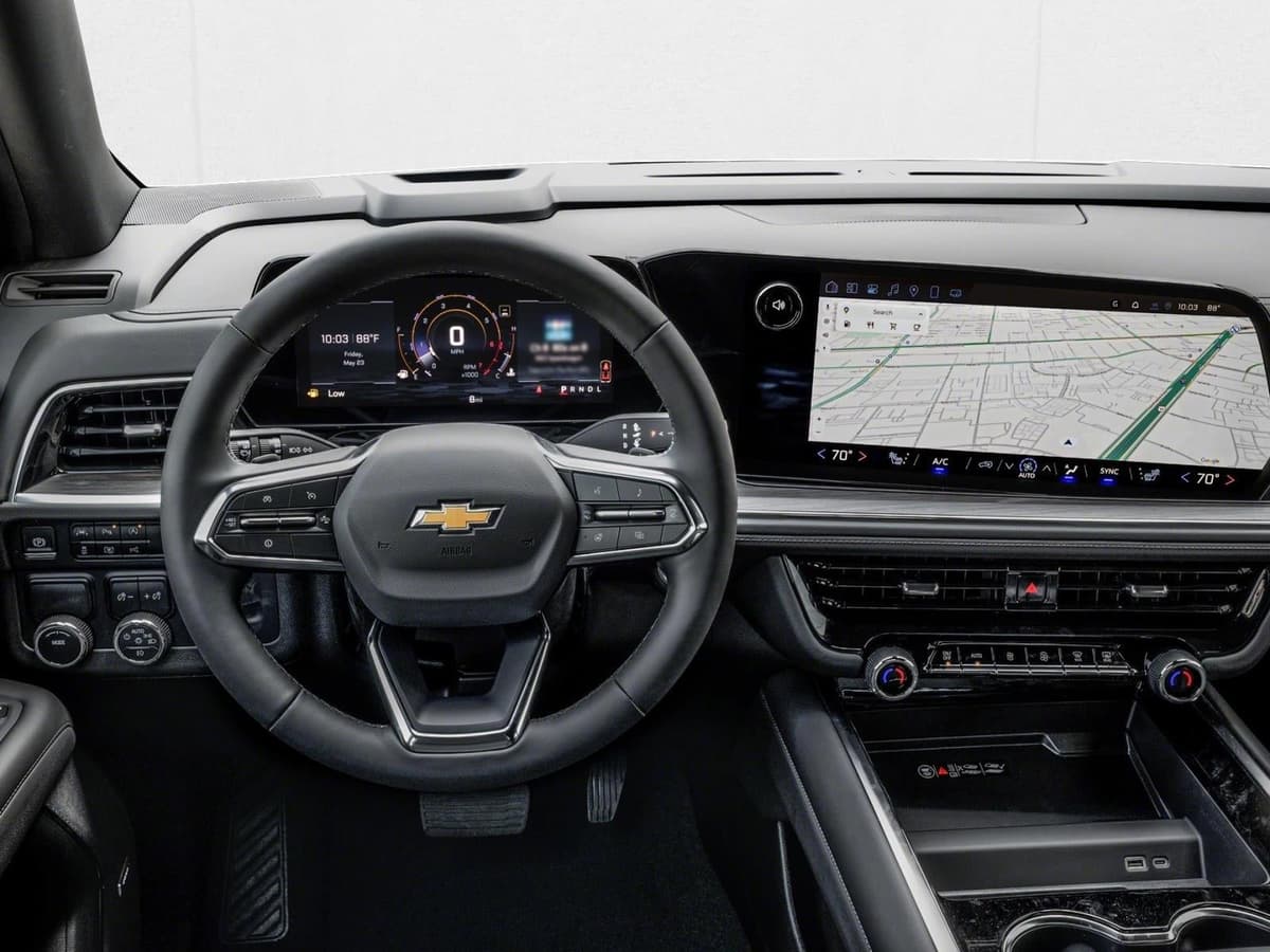 2026 Chevrolet Suburban - Image 4