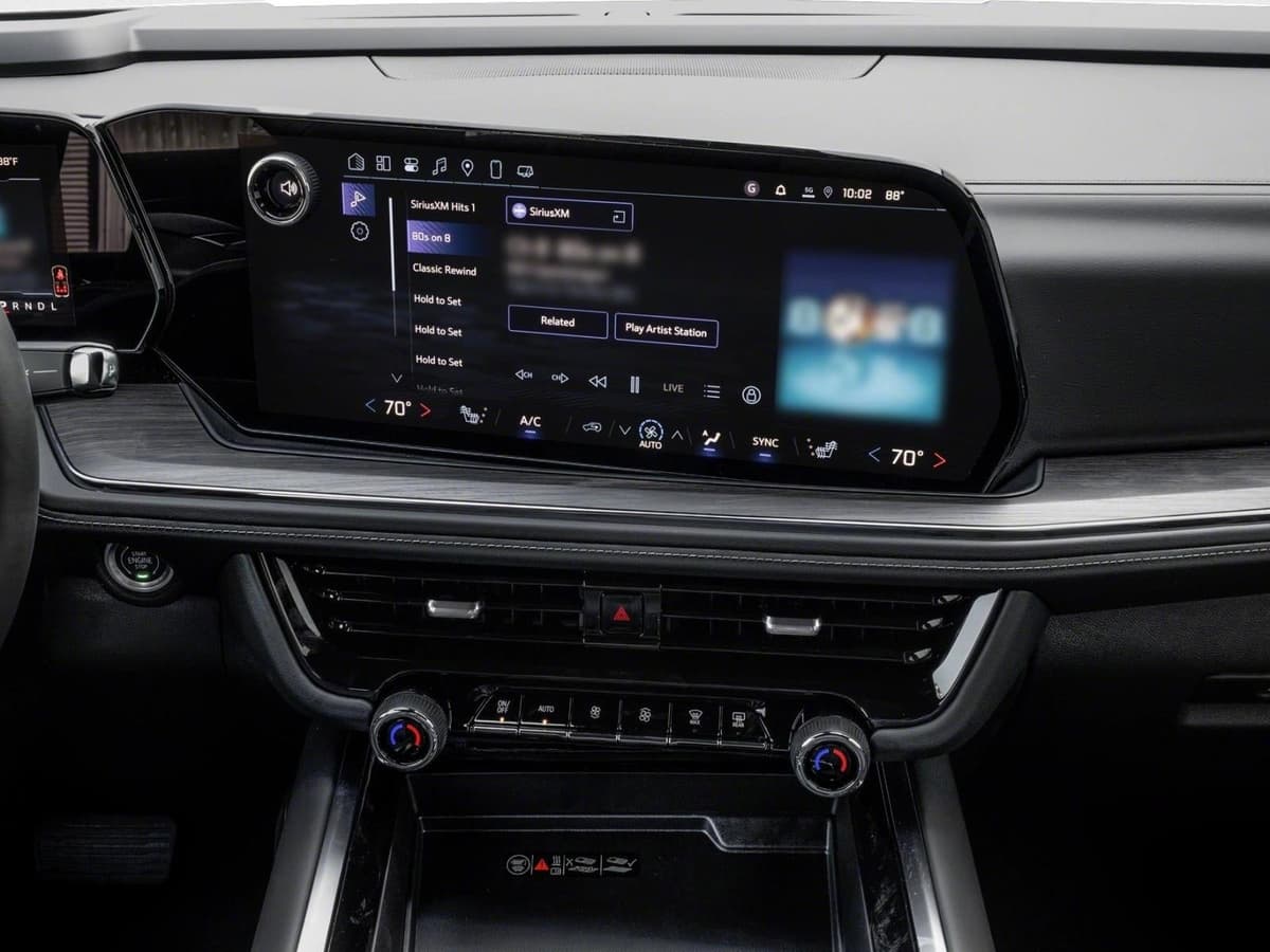 2026 Chevrolet Suburban - Image 7