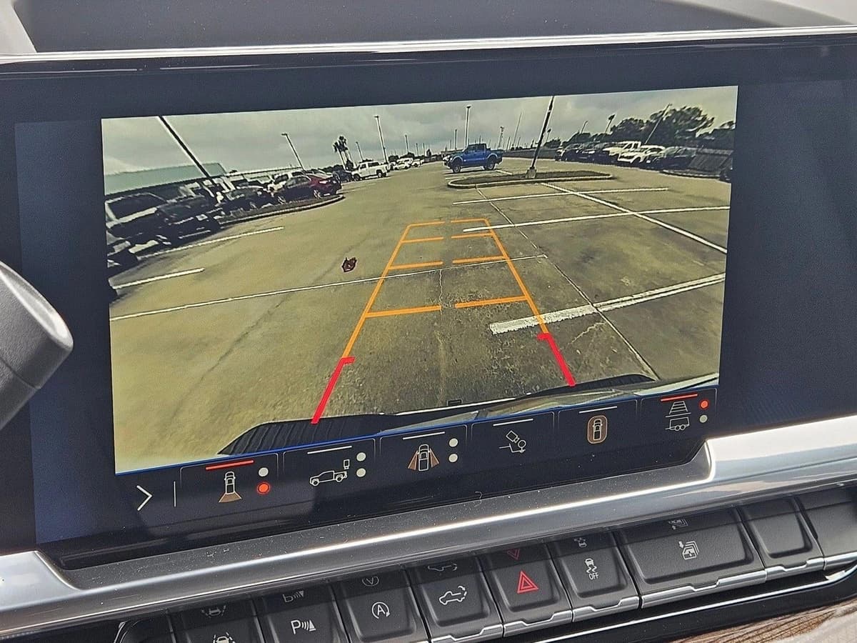 2026 Chevrolet Silverado 1500 - Image 13