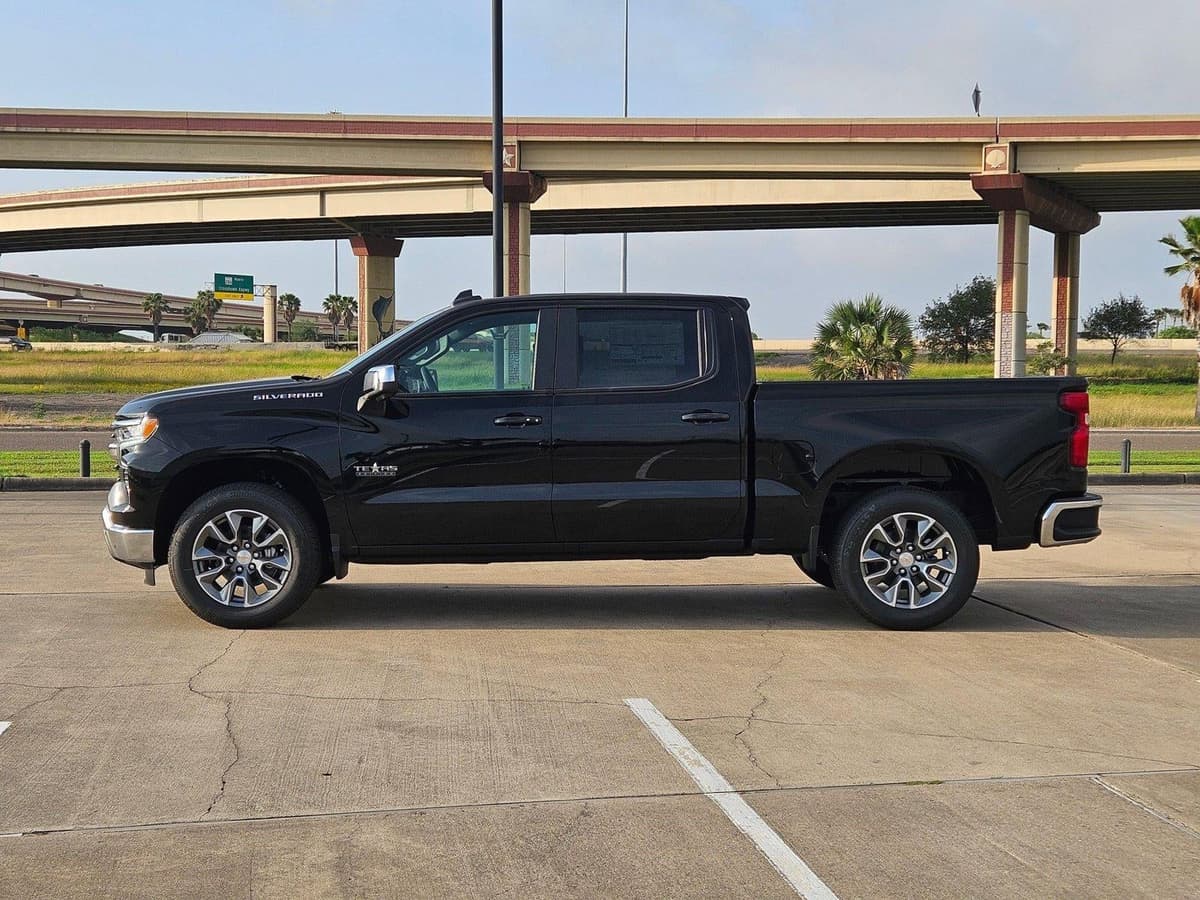 2026 Chevrolet Silverado 1500 - Image 5