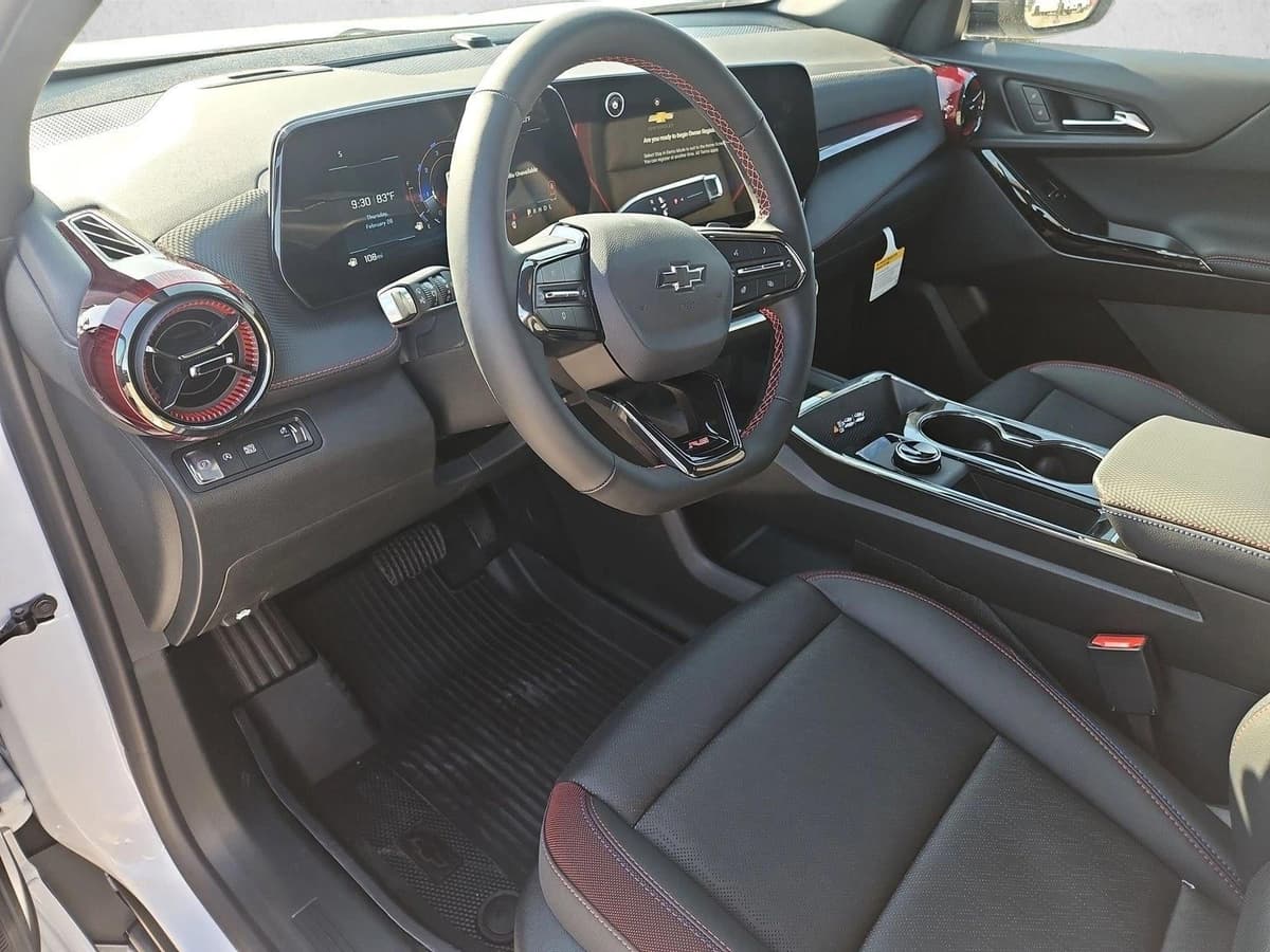 2026 Chevrolet Equinox - Image 3