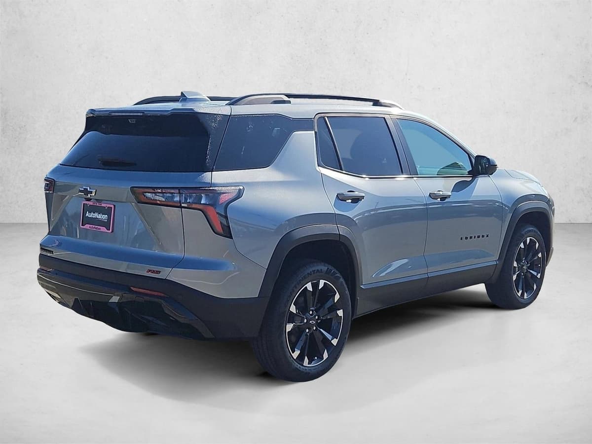 2026 Chevrolet Equinox - Image 2