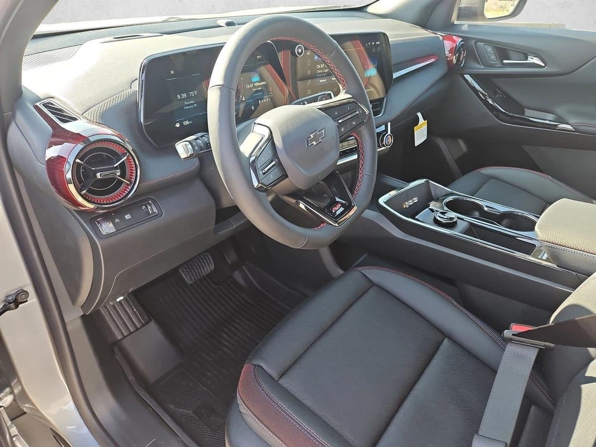 2026 Chevrolet Equinox - Image 3