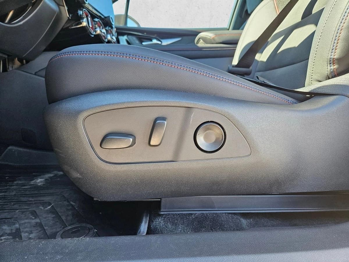 2026 Chevrolet Blazer EV - Image 4