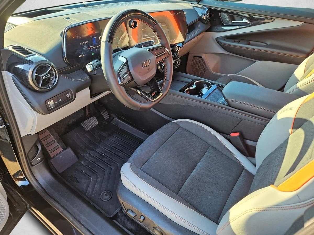 2025 Chevrolet Blazer EV - Image 3