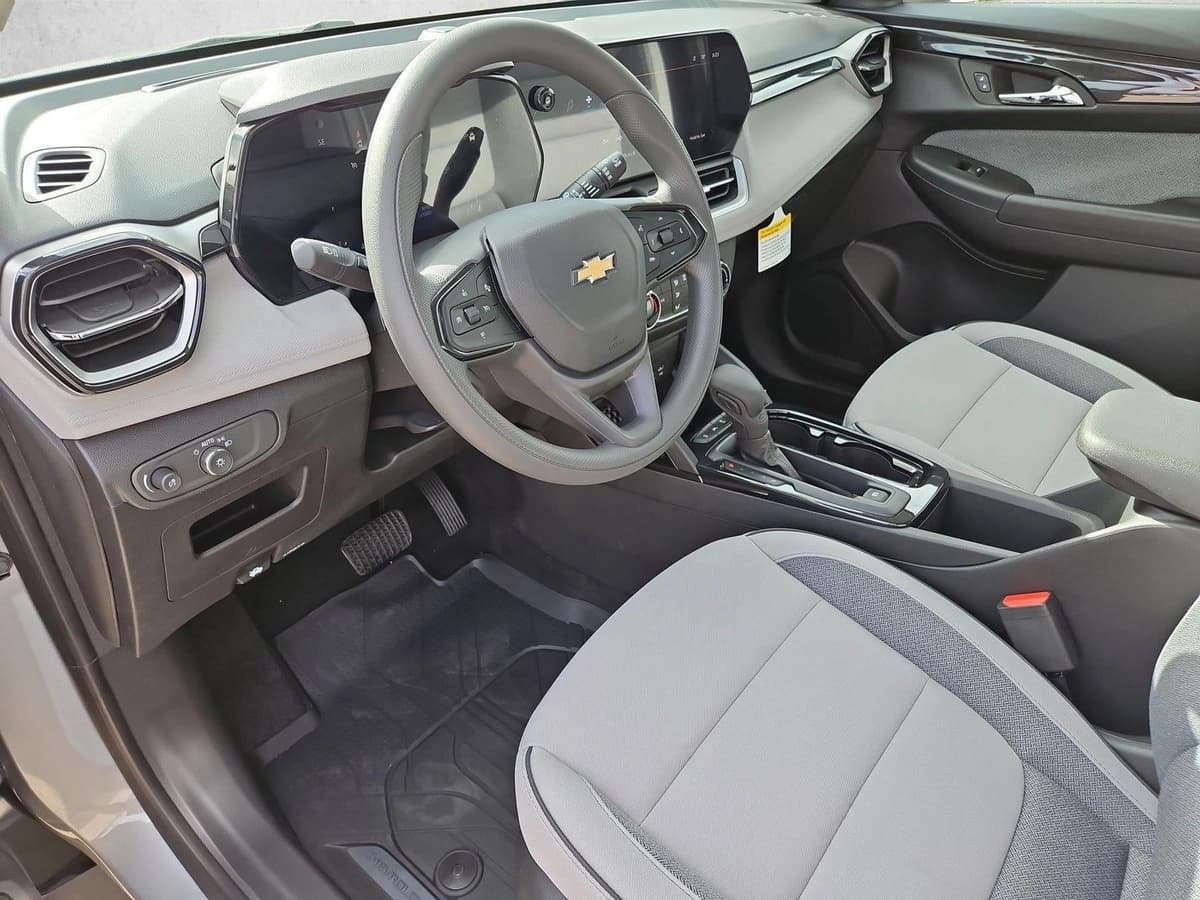 2026 Chevrolet Trailblazer - Image 3