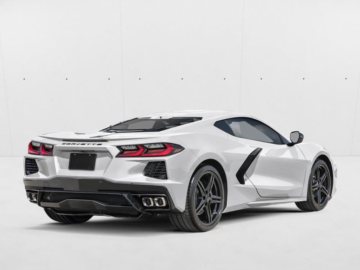 2026 Chevrolet Corvette Stingray - Image 2
