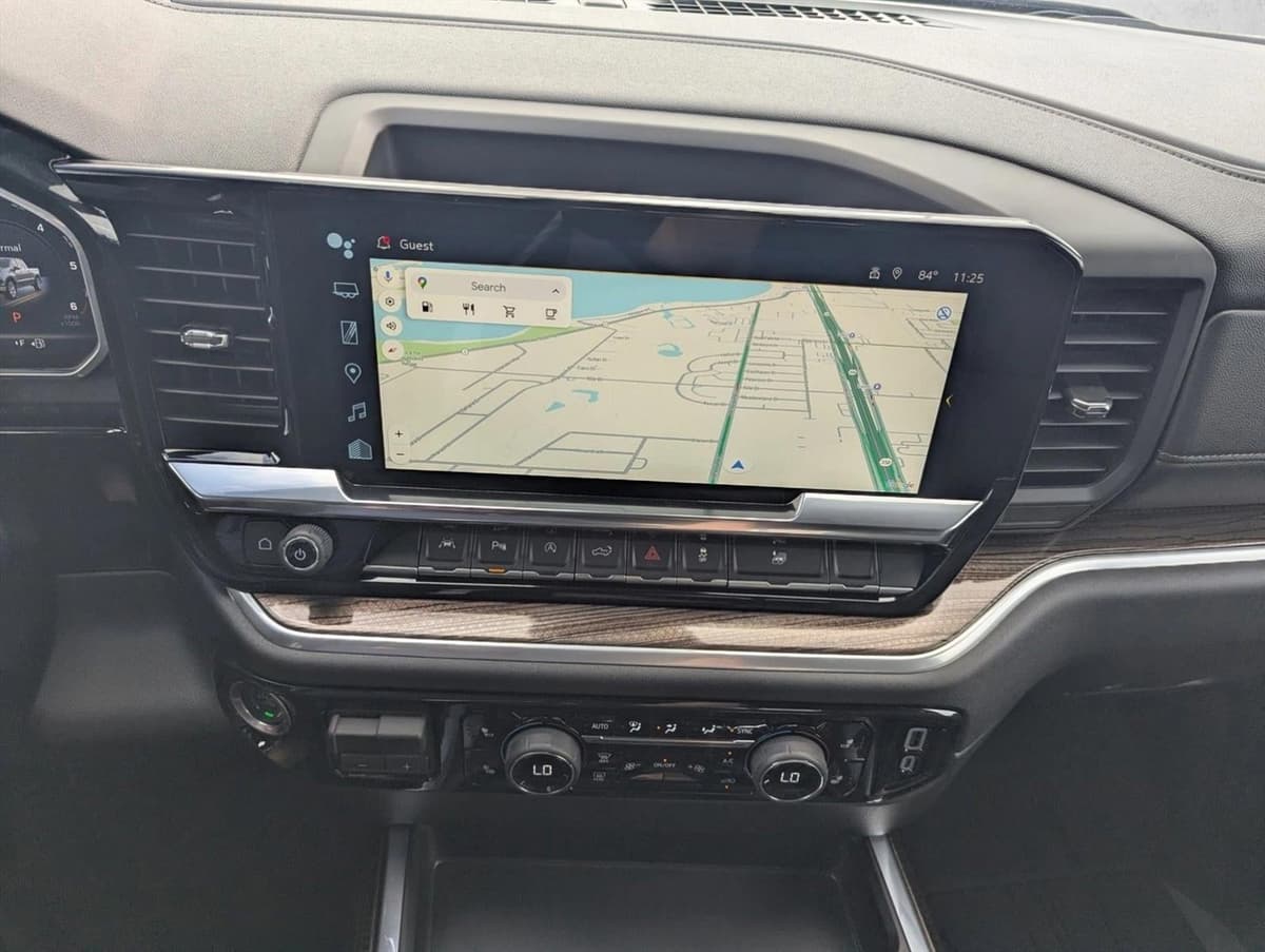 2026 Chevrolet Silverado 1500 - Image 12