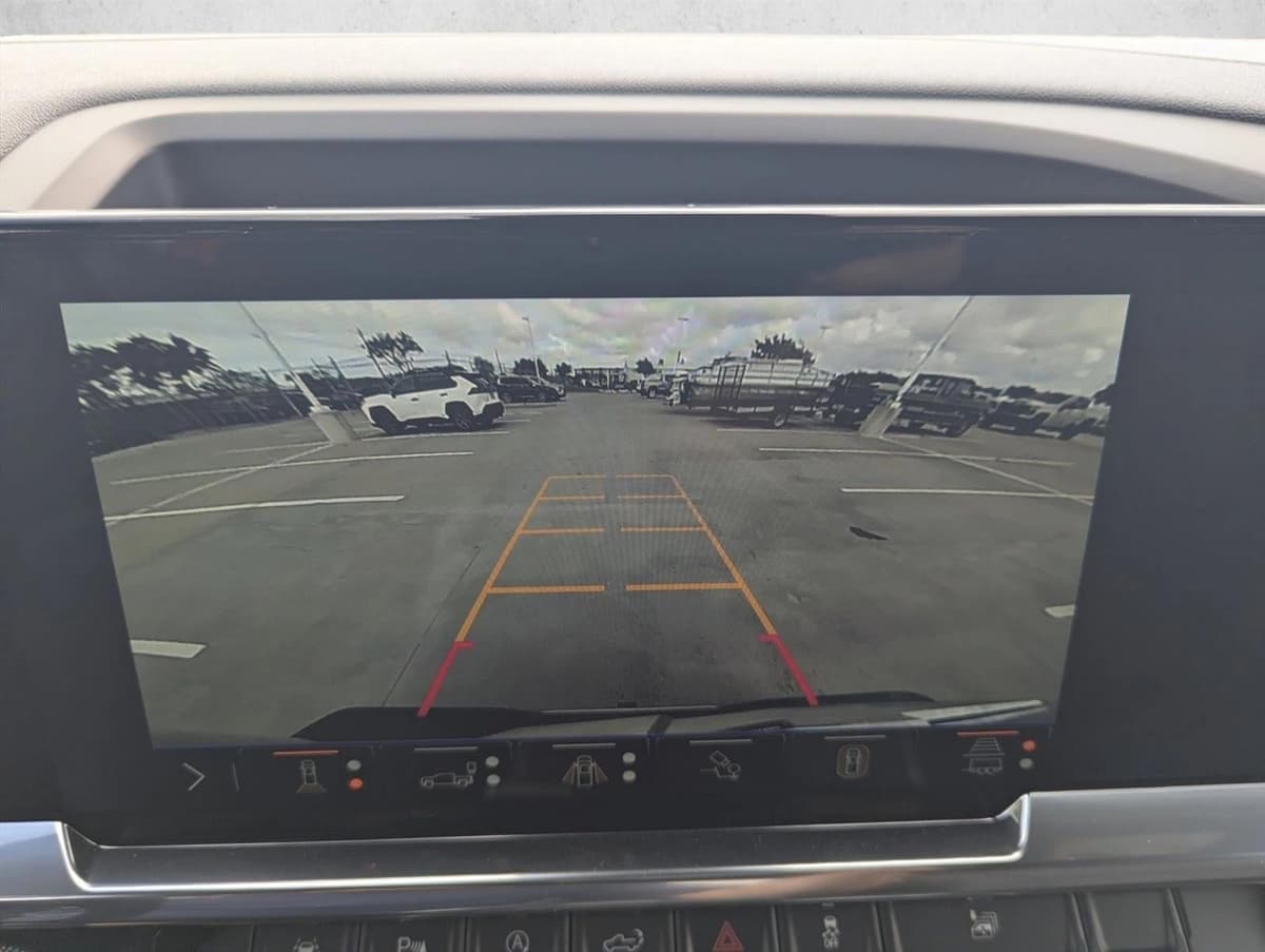 2026 Chevrolet Silverado 1500 - Image 13