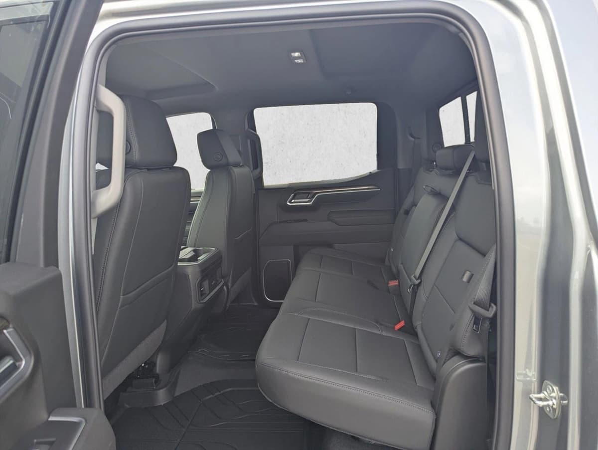 2026 Chevrolet Silverado 1500 - Image 16