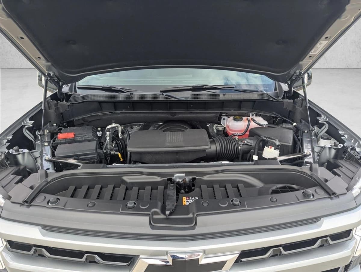 2026 Chevrolet Silverado 1500 - Image 17