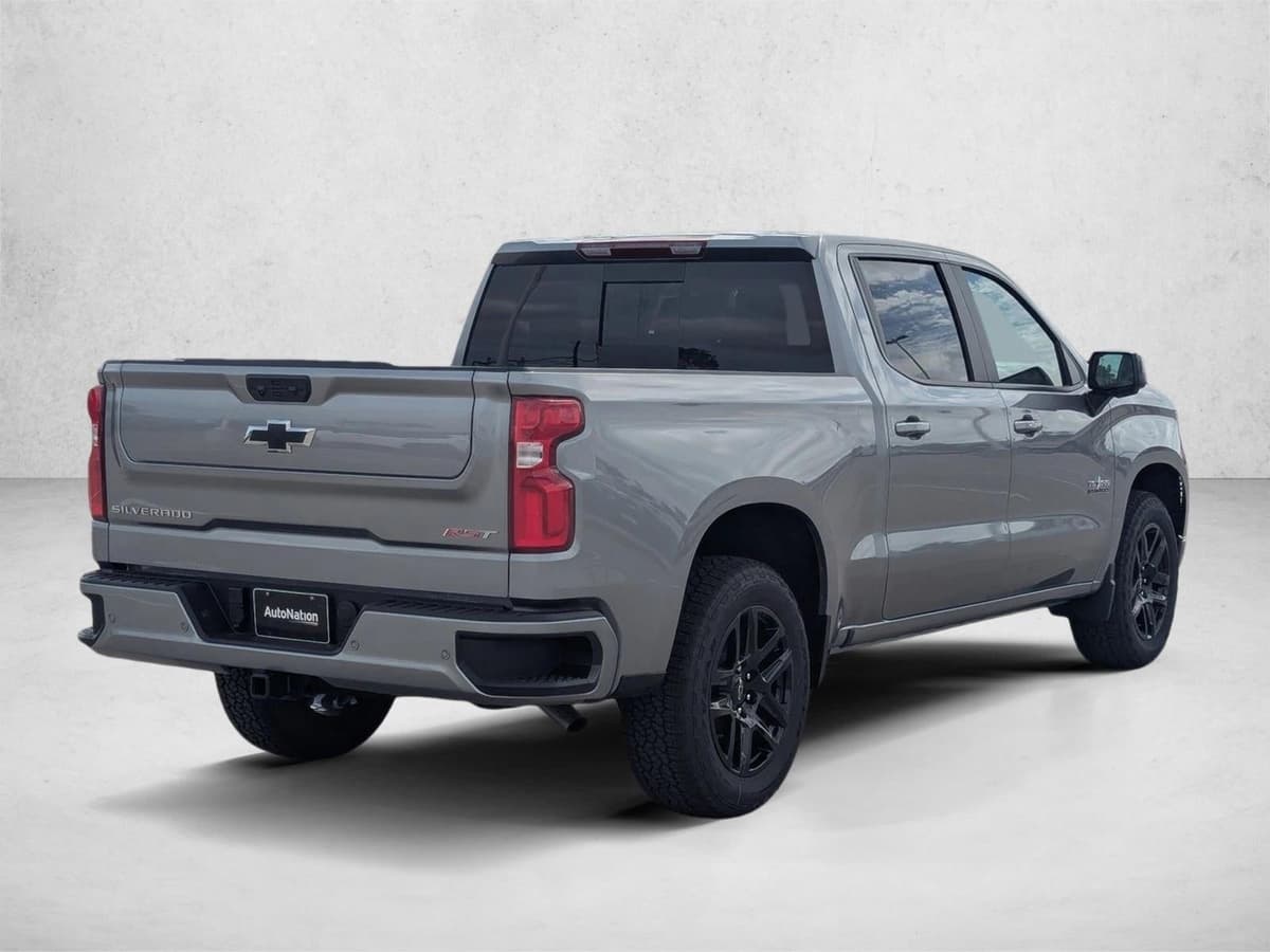 2026 Chevrolet Silverado 1500 - Image 2