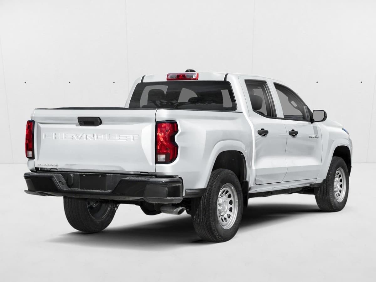 2026 Chevrolet Colorado - Image 2