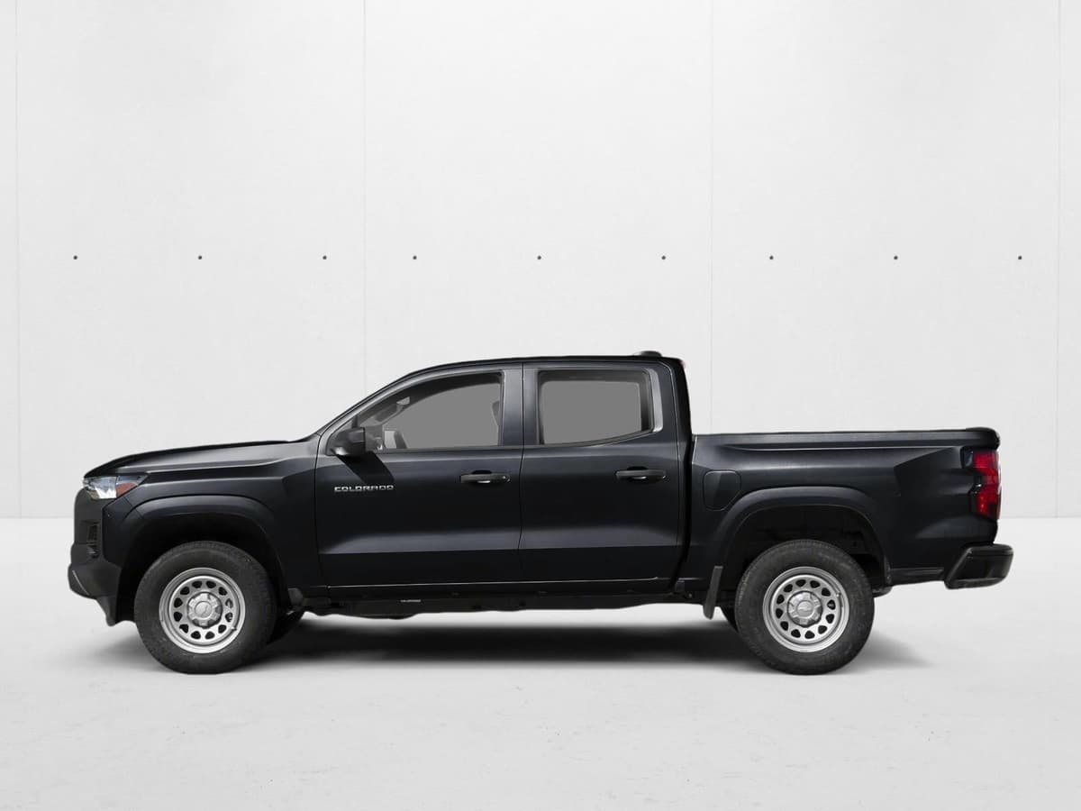 2026 Chevrolet Colorado - Image 3