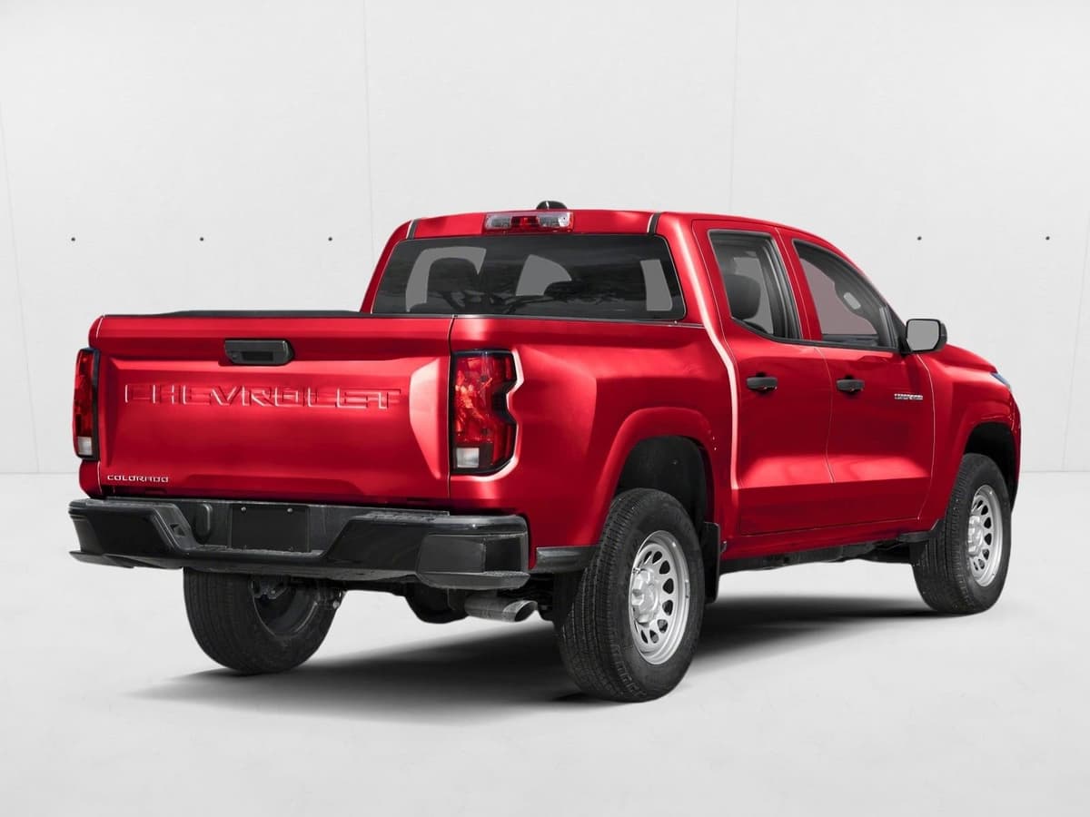 2026 Chevrolet Colorado - Image 2