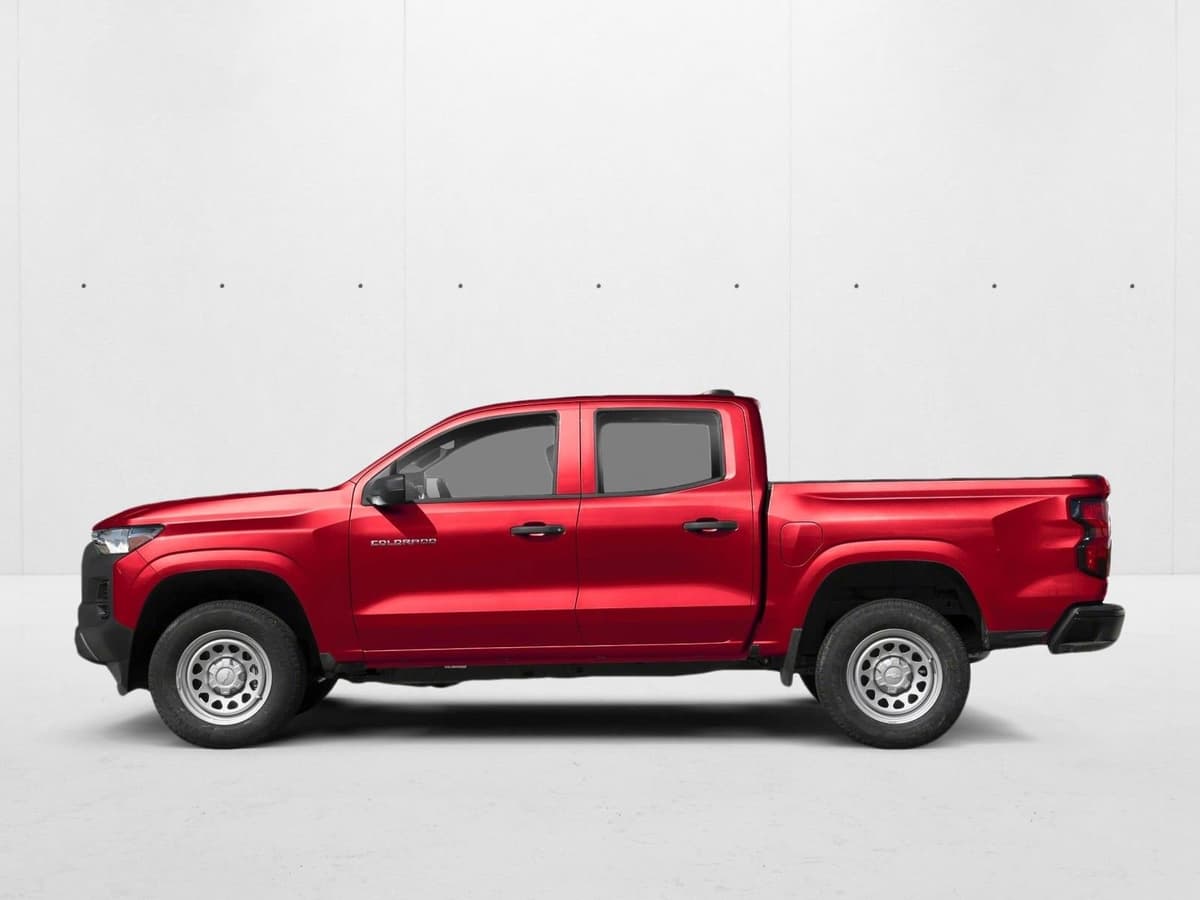 2026 Chevrolet Colorado - Image 3
