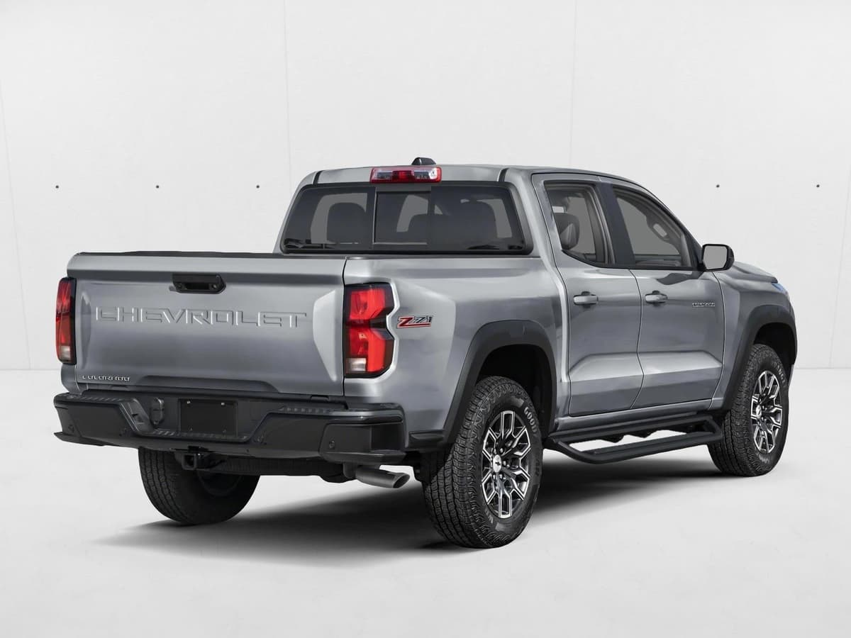 2026 Chevrolet Colorado - Image 2