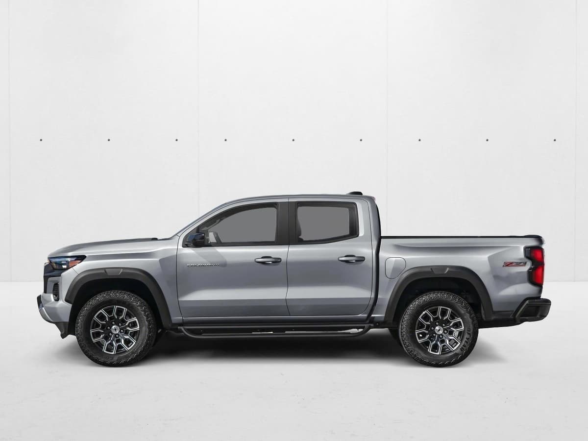 2026 Chevrolet Colorado - Image 3