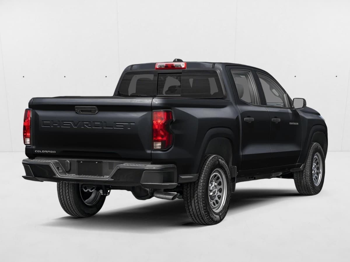 2026 Chevrolet Colorado - Image 2