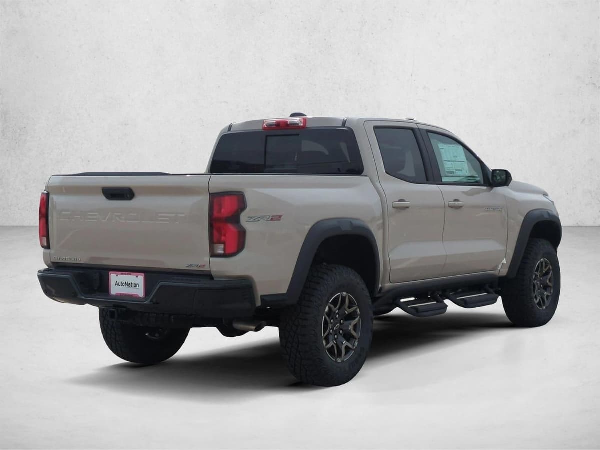 2026 Chevrolet Colorado - Image 2