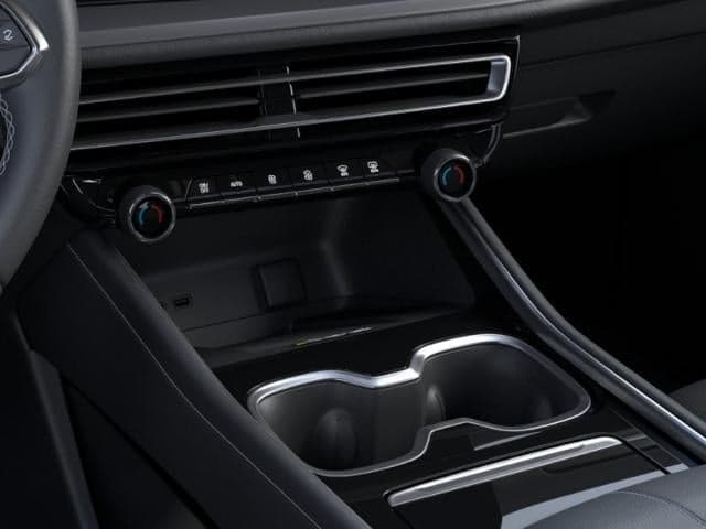 2026 Chevrolet Traverse - Image 35