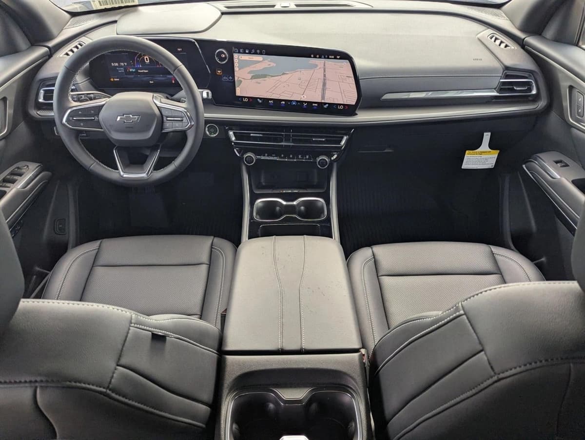 2026 Chevrolet Traverse - Image 15