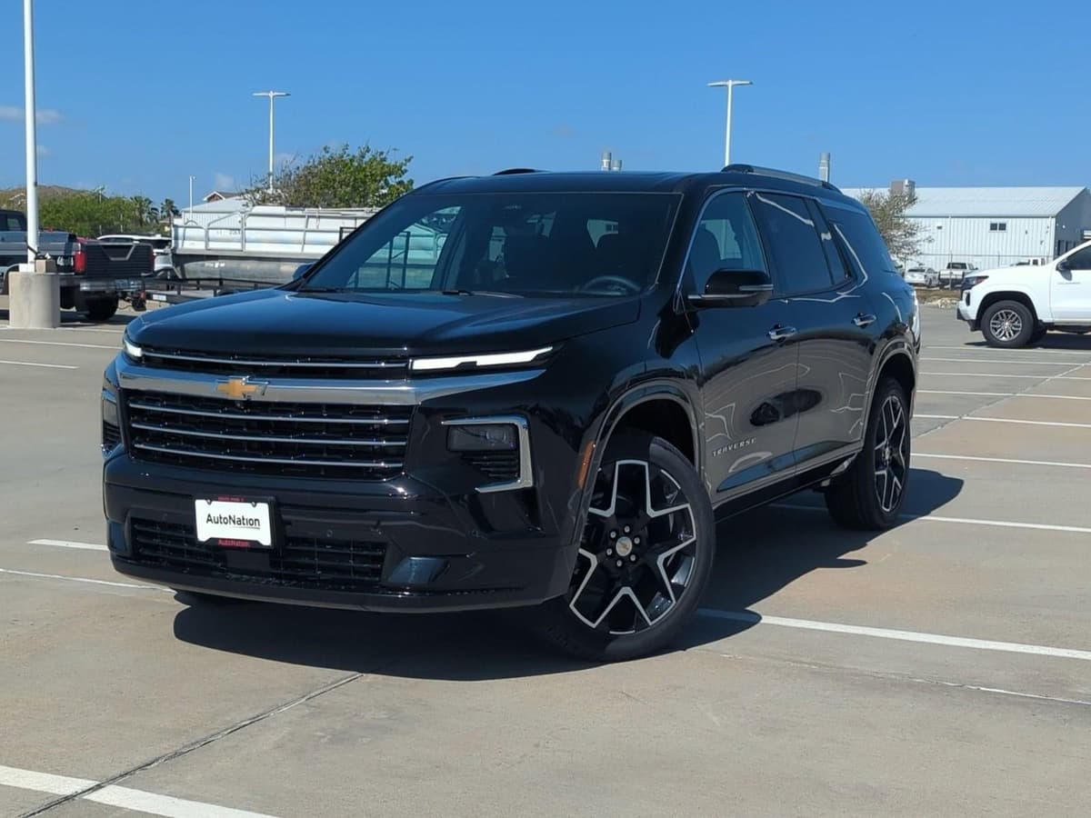 2026 Chevrolet Traverse - Image 1