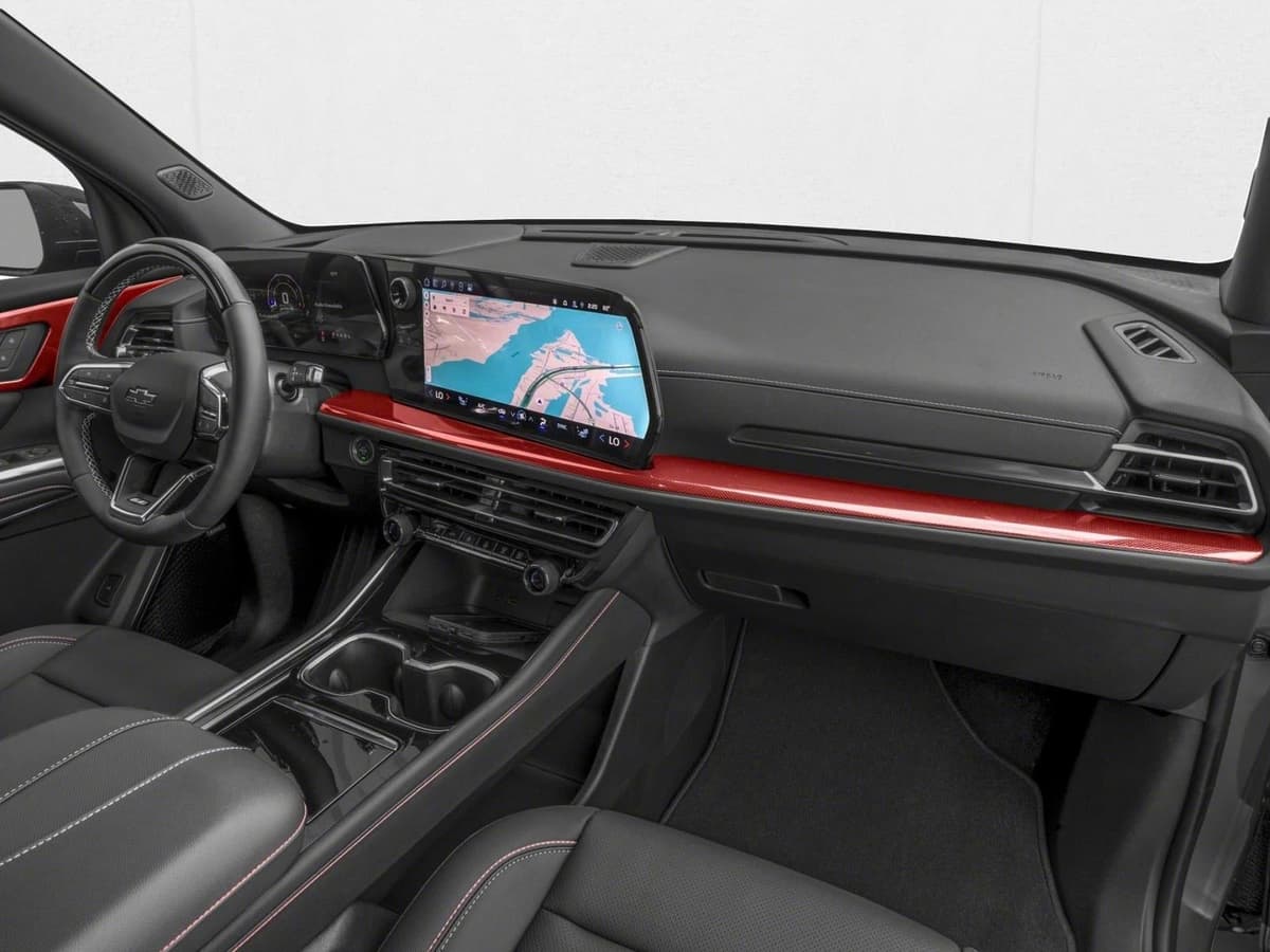 2026 Chevrolet Traverse - Image 11