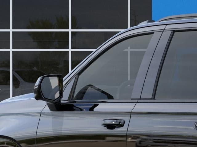 2026 Chevrolet Suburban - Image 29