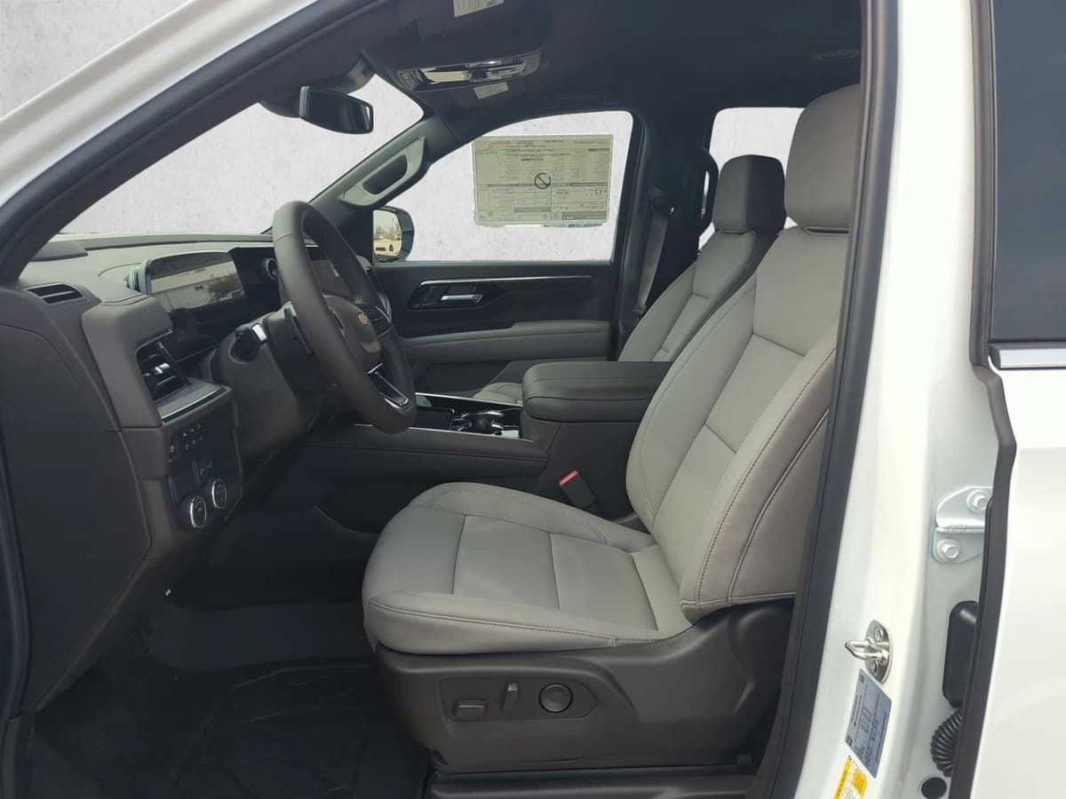 2026 Chevrolet Tahoe - Image 4