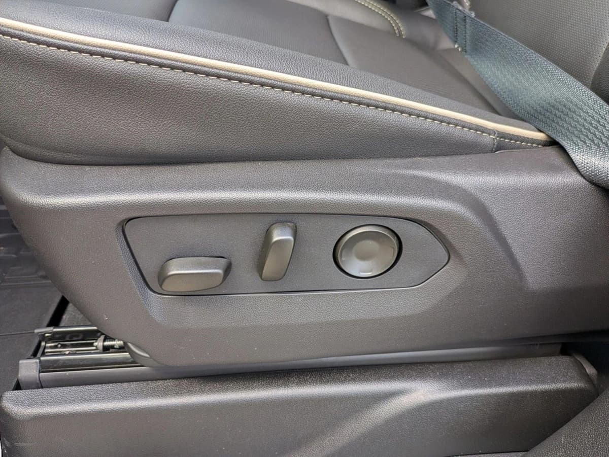 2026 Chevrolet Tahoe - Image 4