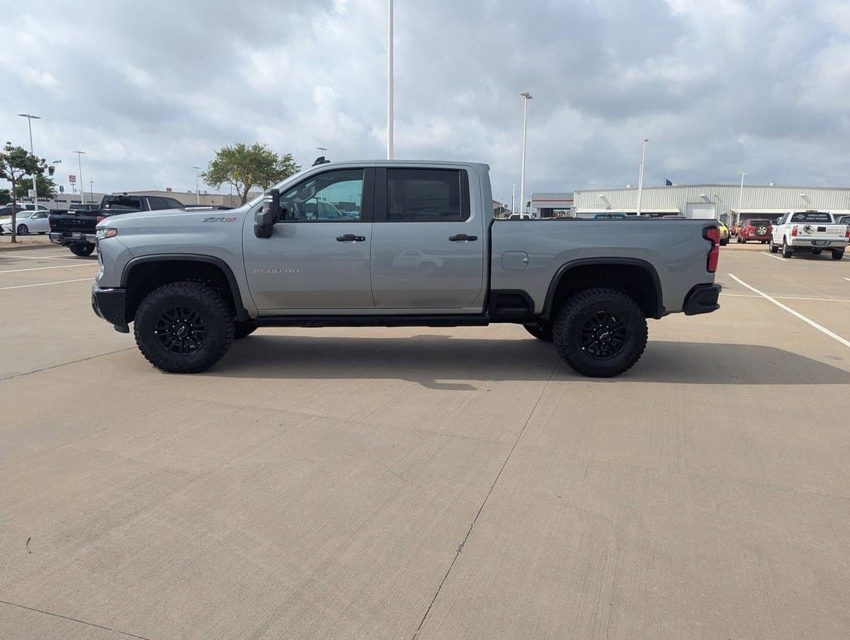 2026 Chevrolet Silverado 2500 HD - Image 5
