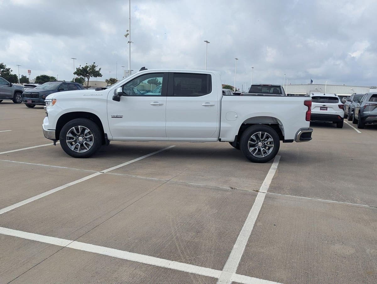 2026 Chevrolet Silverado 1500 - Image 5