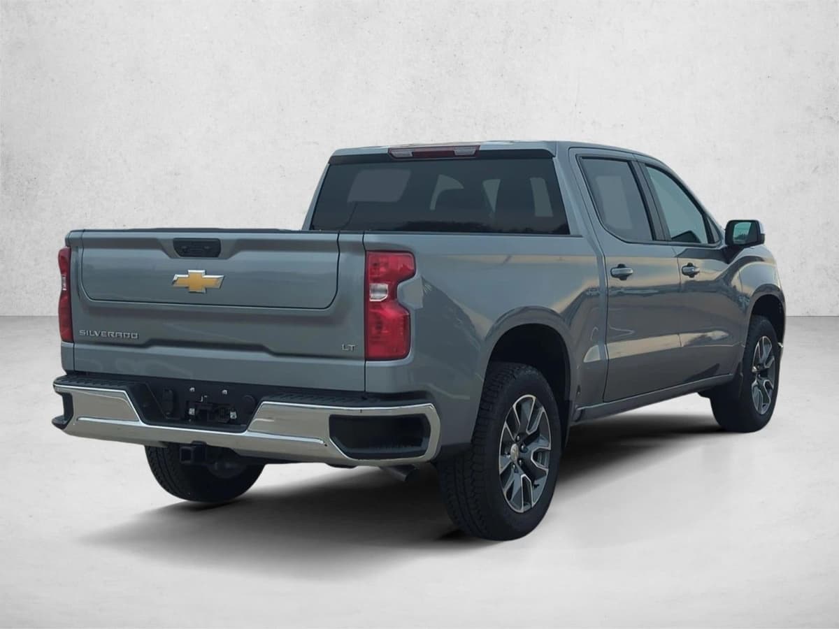 2026 Chevrolet Silverado 1500 - Image 2