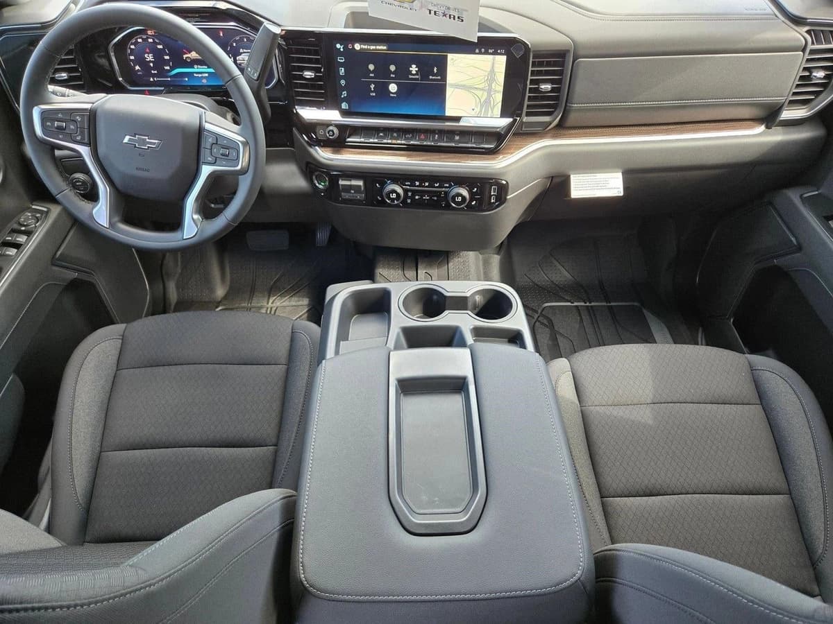 2026 Chevrolet Silverado 1500 - Image 15