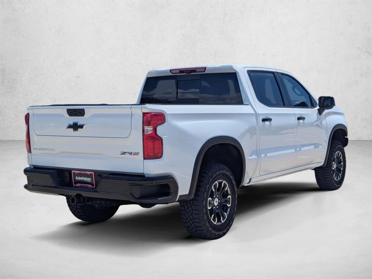 2025 Chevrolet Silverado 1500 - Image 2