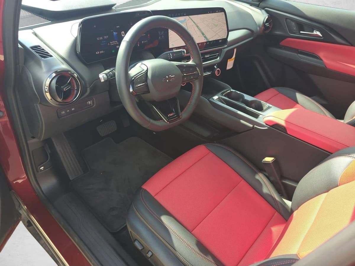 2025 Chevrolet Equinox EV - Image 3