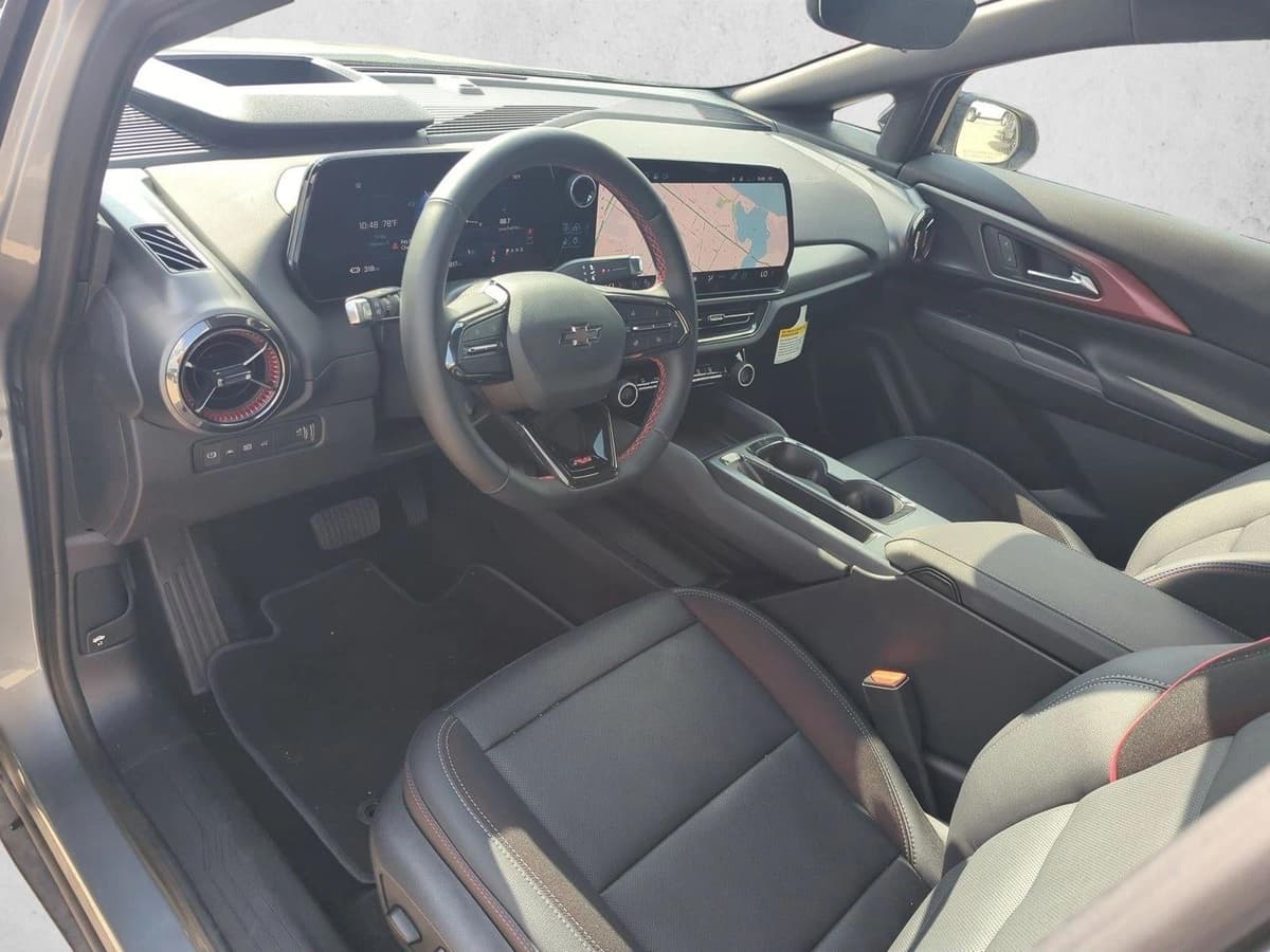 2025 Chevrolet Equinox EV - Image 3