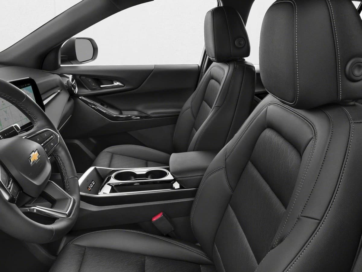 2026 Chevrolet Equinox - Image 6