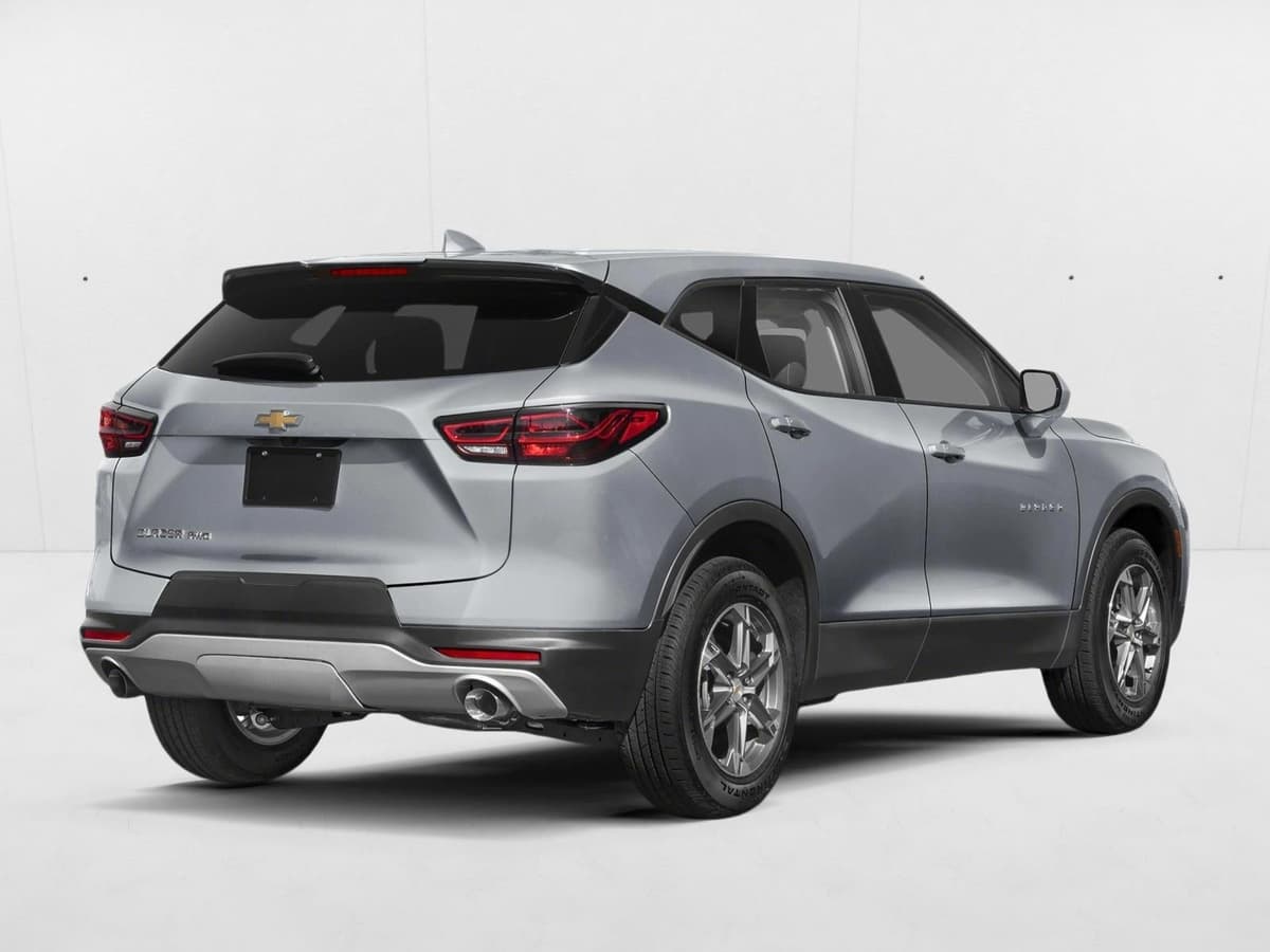 2026 Chevrolet Blazer - Image 2
