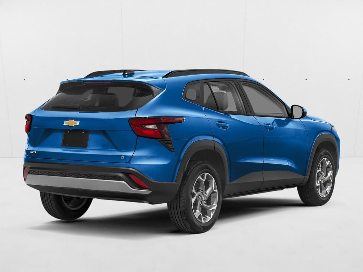 2026 Chevrolet Trax - Image 2