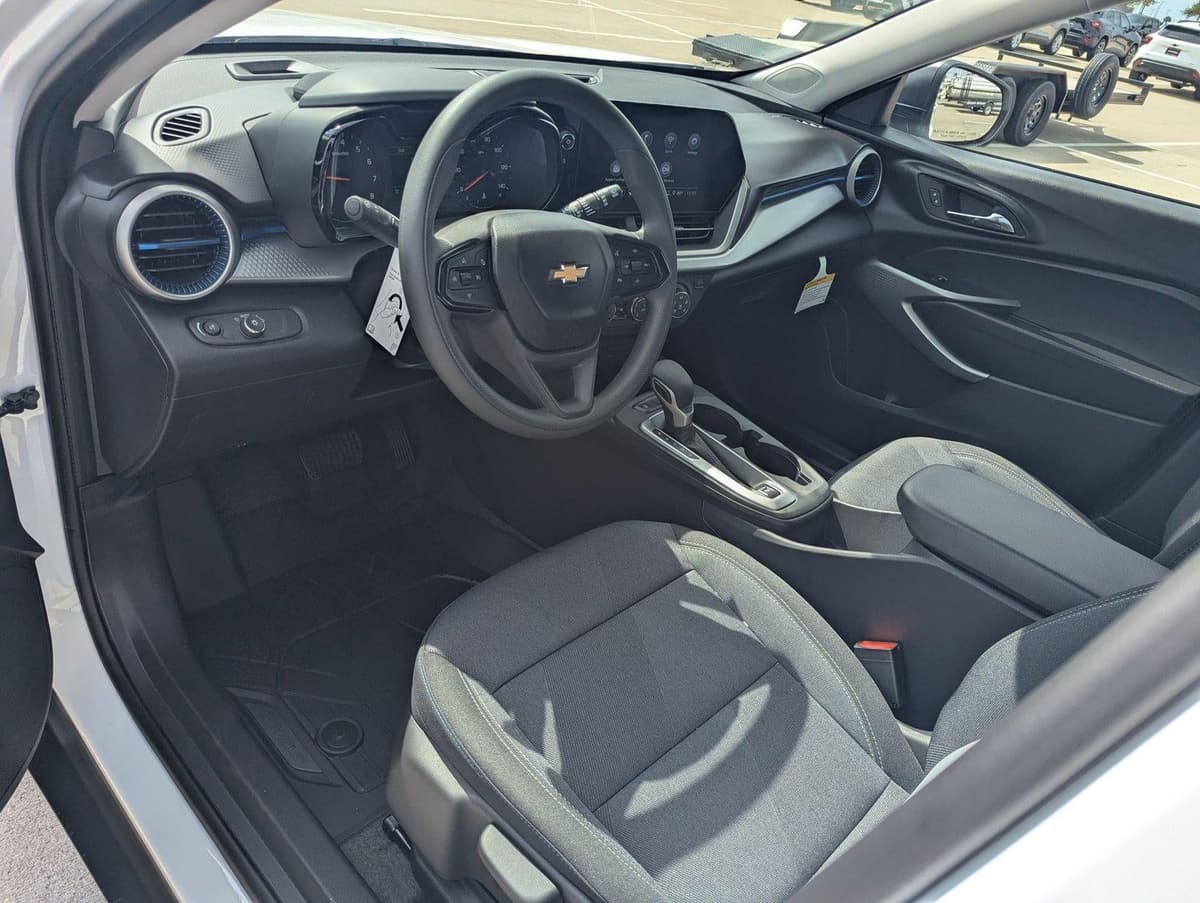 2026 Chevrolet Trax - Image 3