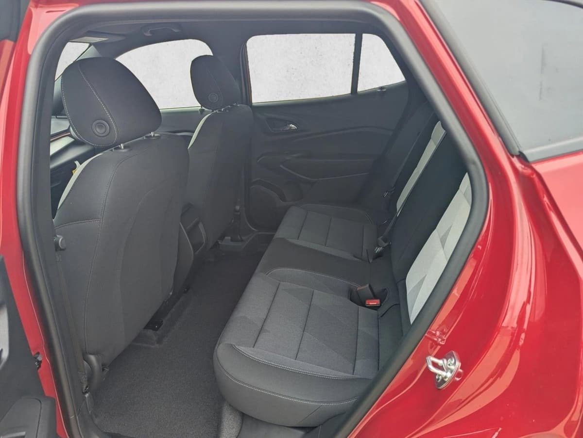 2026 Chevrolet Trax - Image 15