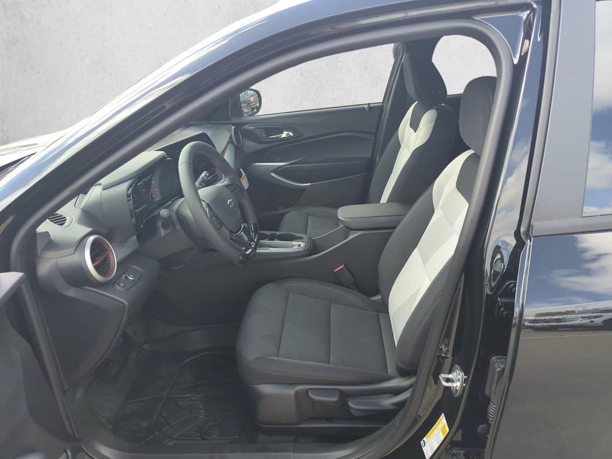 2026 Chevrolet Trax - Image 4